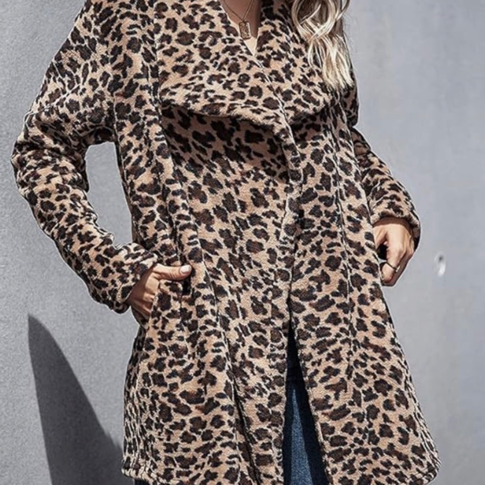 ChouYatou Women's Warm Open Front Faux Fur Lapel Leopard Print Jacket Overcoat
